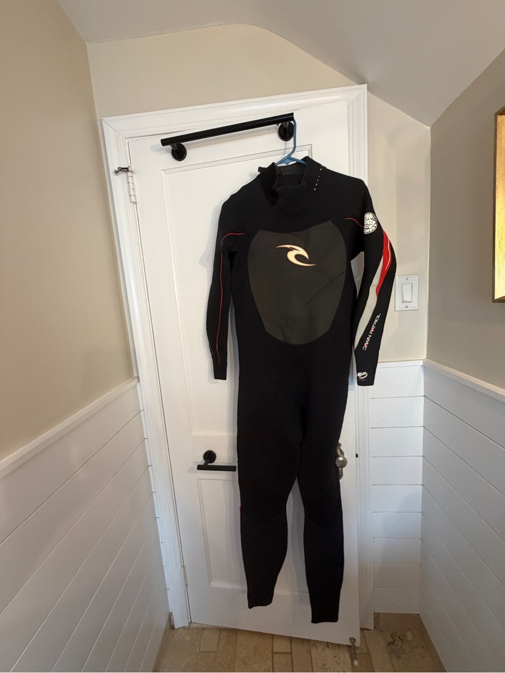 Rip Curl Men's Full Wetsuit - Black with Red Accents